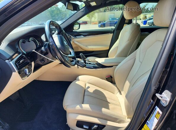 WBAJA9C56JB032726 2018 BMW 5 SERIES Черный Вид салона спереди