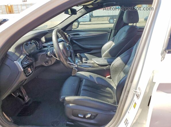 WBAJA9C57JB032668 2018 BMW 5 SERIES White Vista interior delantera