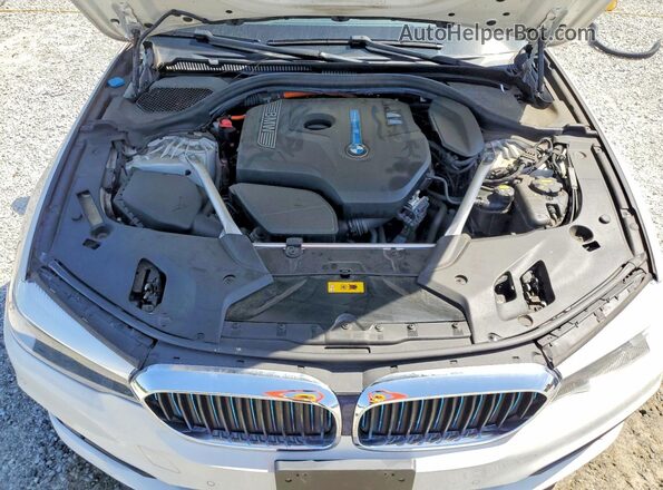 WBAJA9C58KB399127 2019 BMW 5 SERIES White ძრავის განყოფილების ხედი