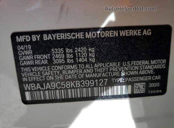 WBAJA9C58KB399127 2019 BMW 5 SERIES White VIN კოდის სტიკერის ხედი