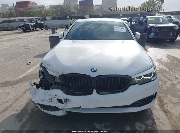 WBAJA9C59JB250031 2018 BMW 5 SERIES Белый Вид щитка приборов