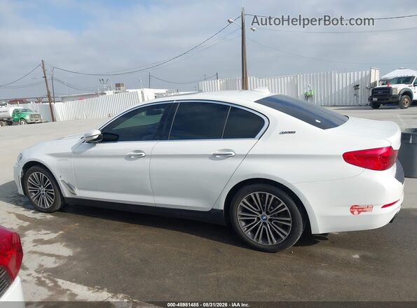 WBAJA9C59JB250031 2018 BMW 5 SERIES Белый Панорамный вид салона 360°