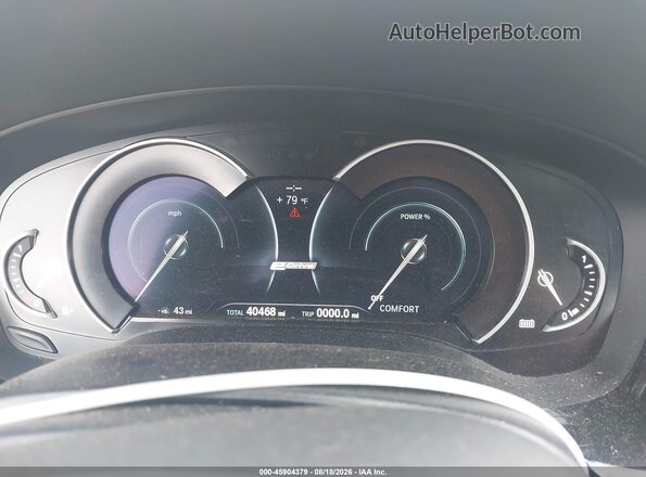 WBAJB1C51JB084103 2018 BMW 5 SERIES White Հետևի նստատեղերի տեսք