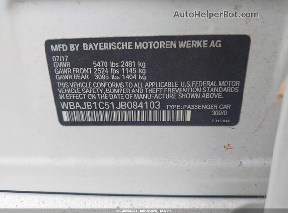 WBAJB1C51JB084103 2018 BMW 5 SERIES White Շարժիչի բաժամունքի տեսք