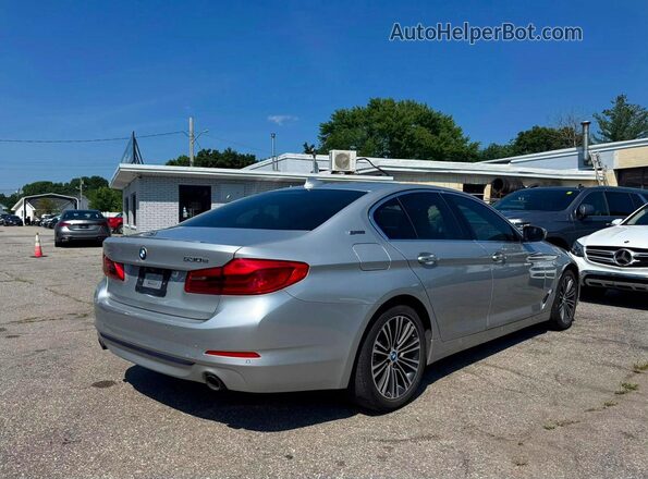 WBAJB1C56JB084145 2018 BMW 5 SERIES Gray Dashboard view