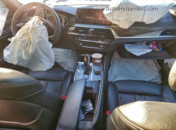 WBAJB1C59JB084611 2018 BMW 5 SERIES Black Առջևի վահանակի տեսք