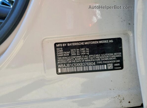 WBAJB1C5XKB376804 2019 BMW 5 SERIES White Widok komory silnika