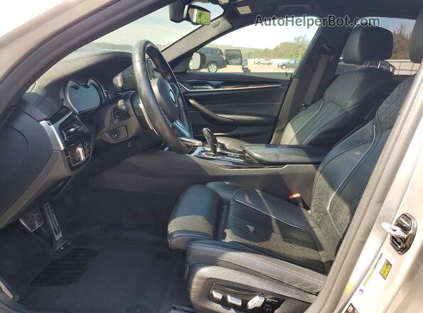 WBAJB9C50JB036378 2018 BMW M5 Silver წინა სალონის ხედი