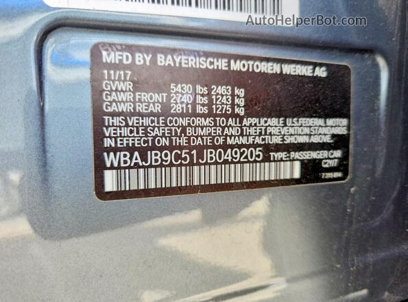 WBAJB9C51JB049205 2018 BMW M5 Gray VIN կոդի պիտակի տեսք