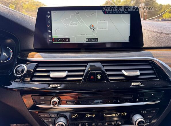 WBAJE5C51JWA95211 2018 BMW 5 SERIES Blue უკანა სალონის ხედი