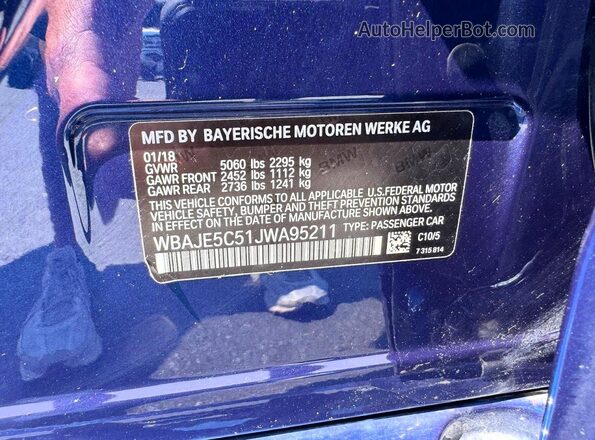 WBAJE5C51JWA95211 2018 BMW 5 SERIES Blue VIN კოდის სტიკერის ხედი