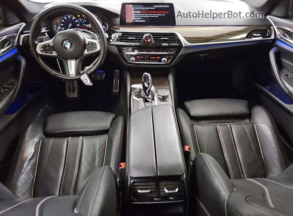 WBAJE5C51JWA96763 2018 BMW 5 SERIES Черный Вид панели приборов
