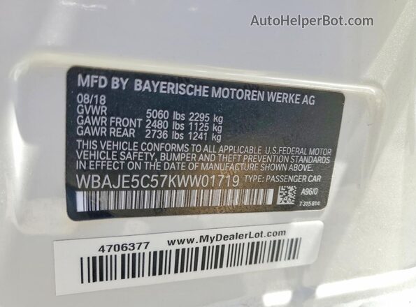 WBAJE5C57KWW01719 2019 BMW 5 SERIES White VIN კოდის სტიკერის ხედი