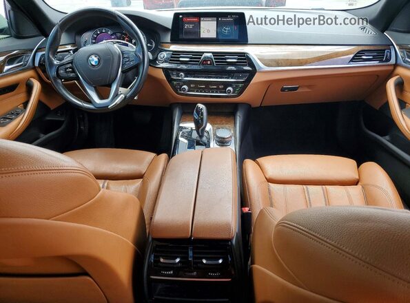 WBAJE5C59KWW11734 2019 BMW 5 SERIES White Vista del salpicadero