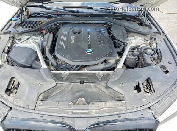 WBAJE5C59KWW11734 2019 BMW 5 SERIES White Vista interior trasera