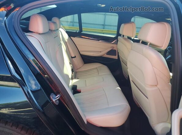 WBAJE7C30HG888463 2017 BMW 5 SERIES Black Հետևի նստատեղերի տեսք