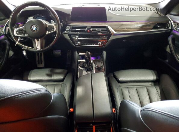 WBAJE7C34HG887932 2017 BMW 5 SERIES Белый Вид панели приборов