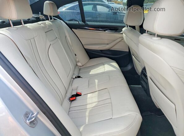 WBAJE7C34HG890362 2017 BMW 5 SERIES Silver უკანა სავარძლების ხედი