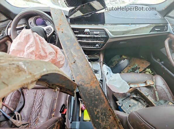 WBAJE7C3XHG889412 2017 BMW 5 SERIES White Dashboard view