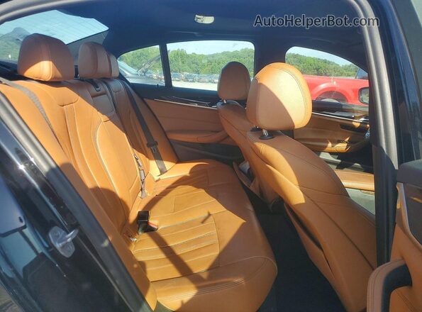 WBAJE7C50JG891886 2018 BMW 5 SERIES Black Widok tylnych siedzeń