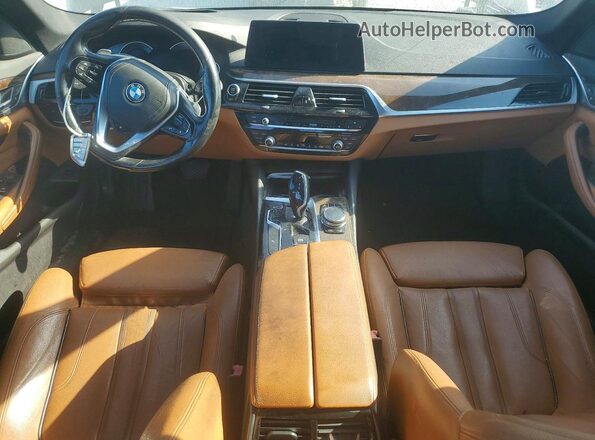 WBAJE7C50JG891886 2018 BMW 5 SERIES Black Widok deski rozdzielczej