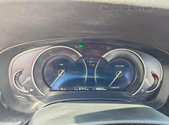 WBAJE7C52JWD49665 2018 BMW 5 SERIES White Widok zestawu wskaźników
