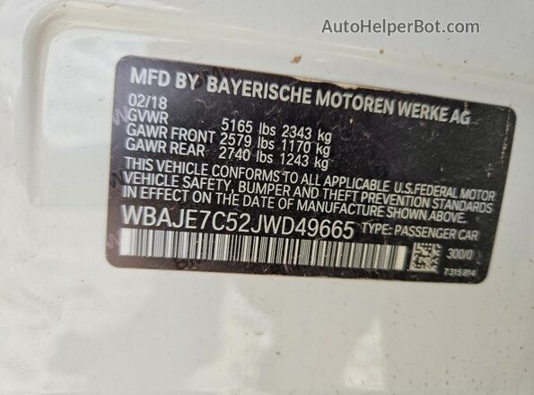 WBAJE7C52JWD49665 2018 BMW 5 SERIES White Widok komory silnika