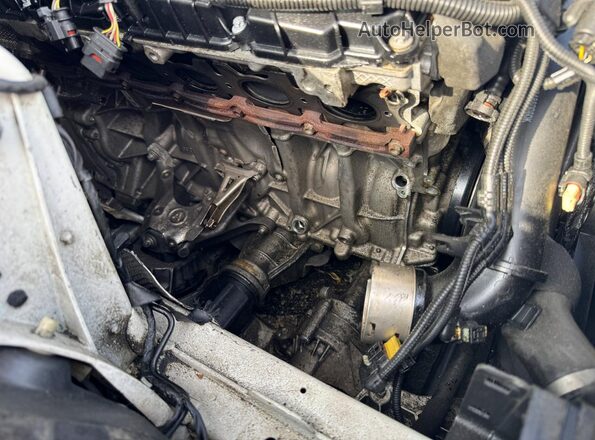 WBAJE7C56KG892610 2019 BMW 5 SERIES White Widok komory silnika
