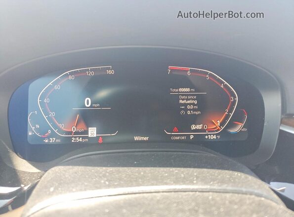 WBAJR3C00LWW68175 2020 BMW 5 SERIES Blue ხელსაწყოთა პანელის ხედი