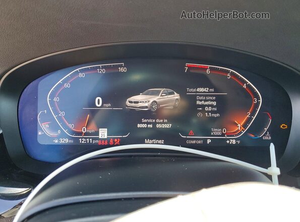 WBAJR3C07LWW61577 2020 BMW 5 SERIES Серебряный Вид щитка приборов