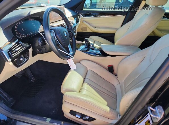 WBAJR3C09LWW79076 2020 BMW 5 SERIES Black Front interior view