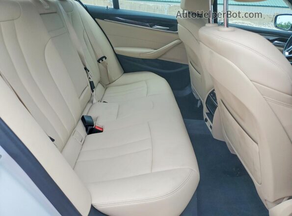 WBAJR7C04LCE17820 2020 BMW 5 SERIES White Вид задніх сидінь