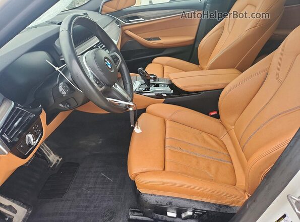 WBAJR7C07LCE10487 2020 BMW 5 SERIES White Вид салону спереду