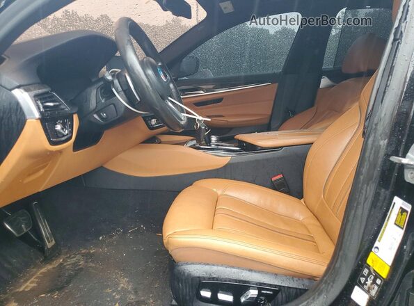 WBAJS7C0XLCD41167 2020 BMW M5 Gray Widok wnętrza z przodu