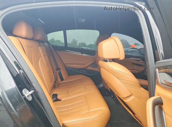 WBAJS7C0XLCD41167 2020 BMW M5 Gray Widok tylnych siedzeń
