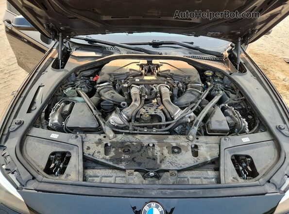 WBAKN9C50GD962823 2016 BMW 5 SERIES Black Вид задньої частини салону