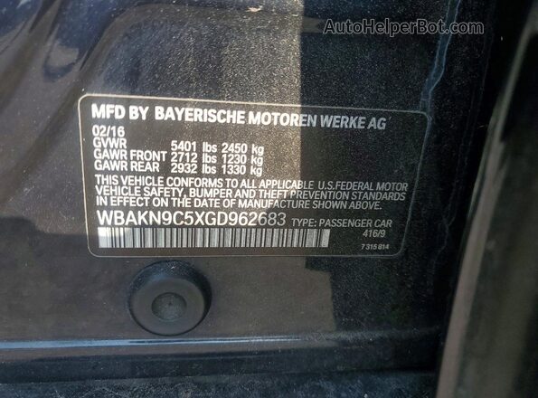 WBAKN9C5XGD962683 2016 BMW 5 SERIES Black Widok komory silnika
