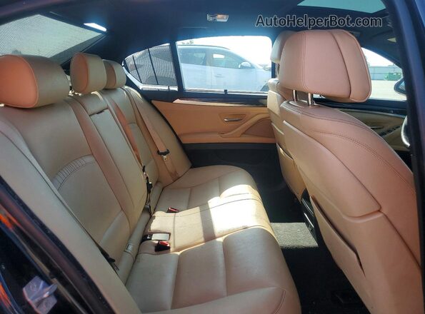 WBAKN9C5XGD962683 2016 BMW 5 SERIES Black Widok tylnych siedzeń