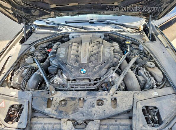 WBAKP9C54GD980817 2016 BMW 5 SERIES Black Engine compartment view