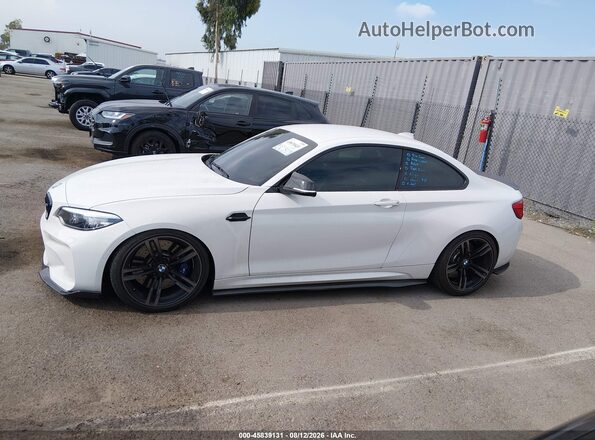 WBS1J5C55JVD36085 2018 BMW M2 White 360 interior view