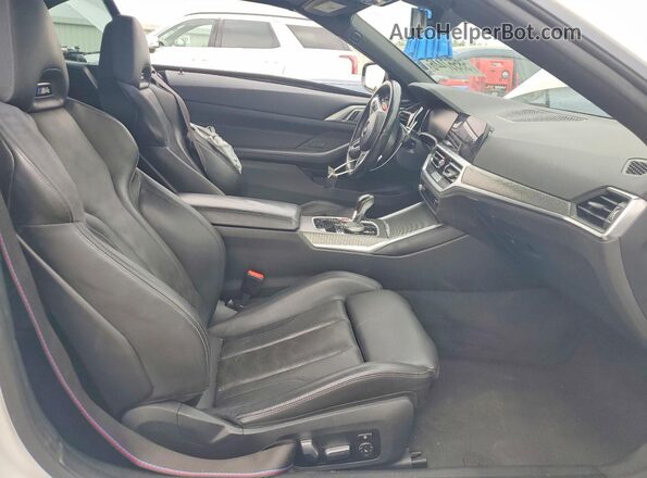 WBS33BA05PCL64740 2023 BMW M4 White Вид салону спереду