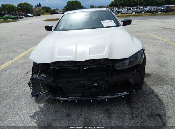 WBS33HK09VCY33729 2026 BMW M4 COMPETITION White Вид задньої частини салону
