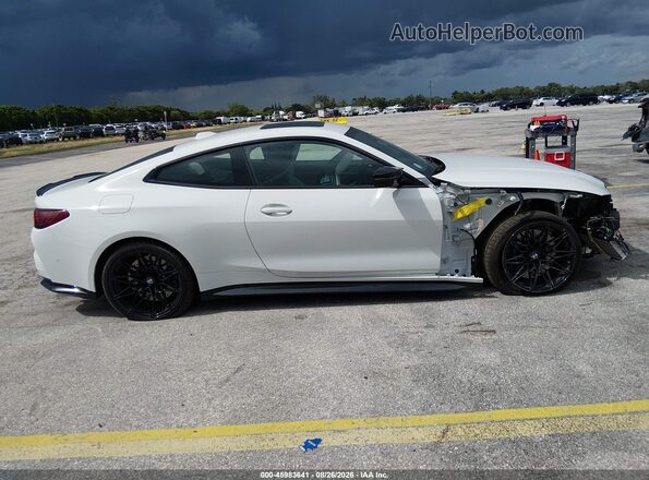 WBS33HK09VCY33729 2026 BMW M4 COMPETITION White Панорамний вид салону 360°