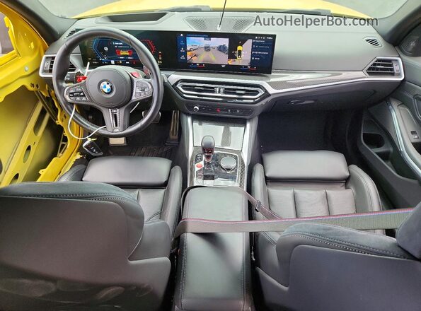 WBS43AY01PFN90020 2023 BMW M3 Yellow Առջևի վահանակի տեսք
