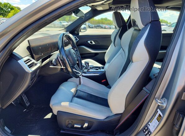 WBS43AY01RFS41331 2024 BMW M3 Silver Vista interior delantera
