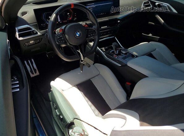 WBS43BA00TCV33478 2026 BMW M4 Gray Dashboard view