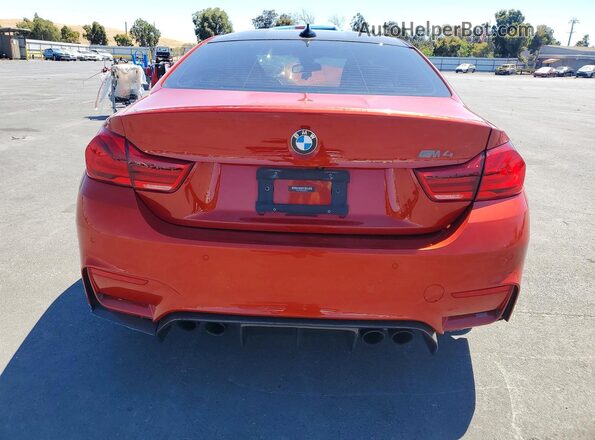 WBS4Y9C53JAC86214 2018 BMW M4 Red Вид ззаду