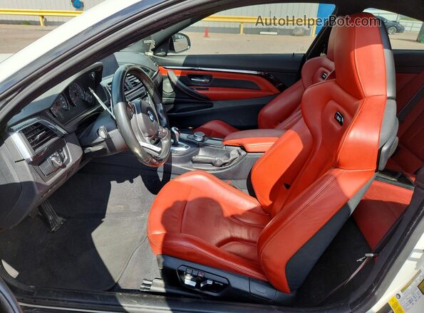 WBS4Y9C55KAH82908 2019 BMW M4 White Front interior view