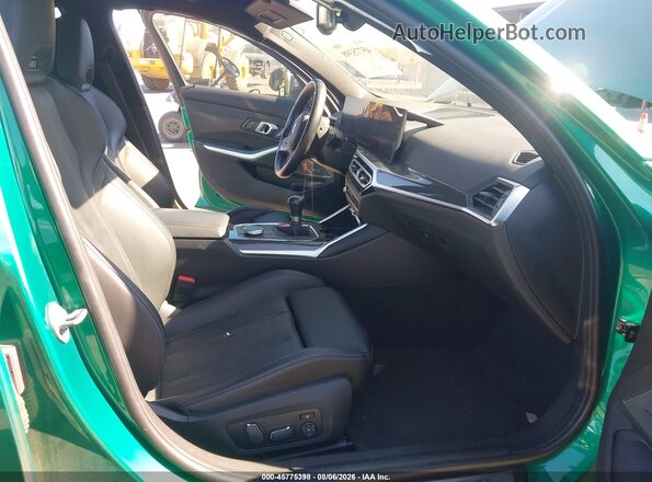 WBS53AY02RFS24218 2024 BMW M3 Green Вид салону спереду