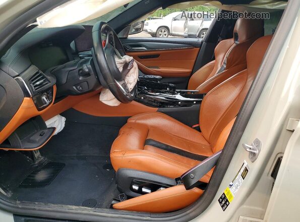 WBS83CH04MCG40583 2021 BMW M5 Gray Front interior view